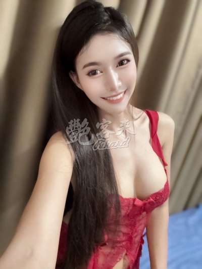 芊芊｜台北萬華西門
